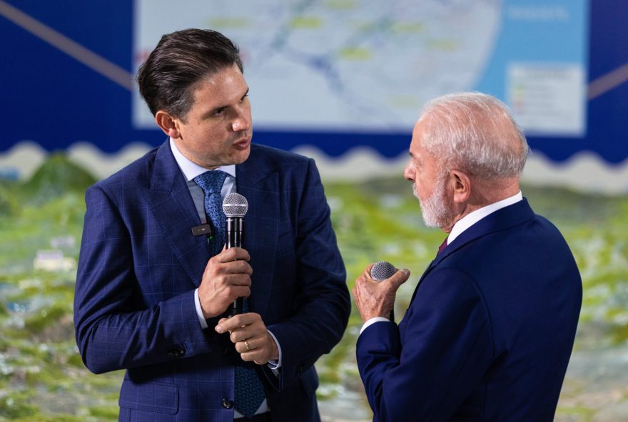 hugo-motta-nao-comparecera-ao-ato-do-8-de-janeiro-em-meio-a-possibilidade-de-veto-de-lula-a-dosimetria hugo-motta-nao-comparecera-ao-ato-do-8-de-janeiro-em-meio-a-possibilidade-de-veto-de-lula-a-dosimetria