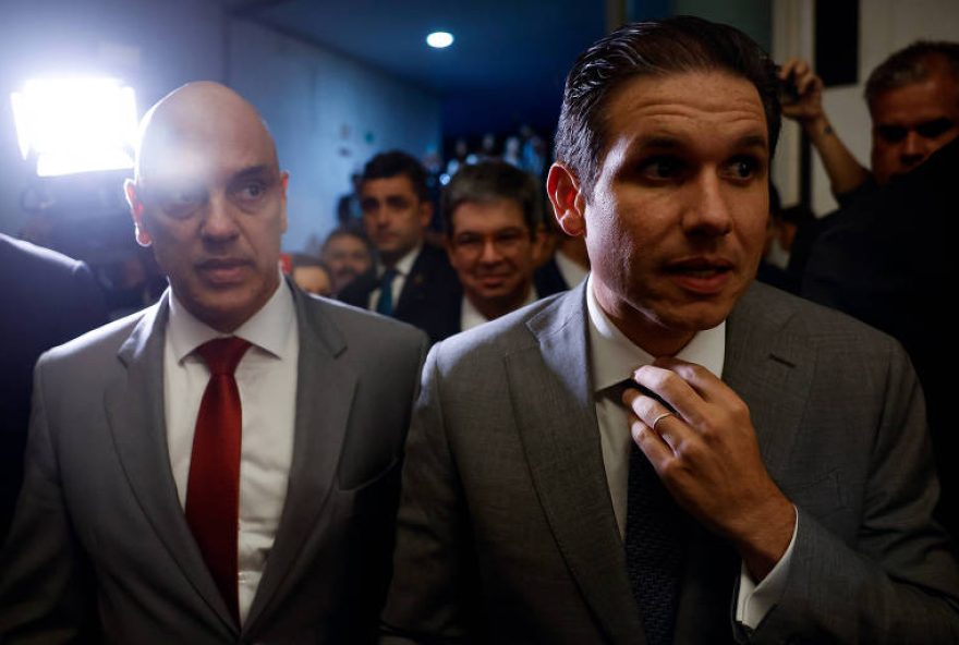 hugo-motta-prometeu-ao-stf-cassar-zambelli-antes-de-decisao-de-moraes hugo-motta-prometeu-ao-stf-cassar-zambelli-antes-de-decisao-de-moraes