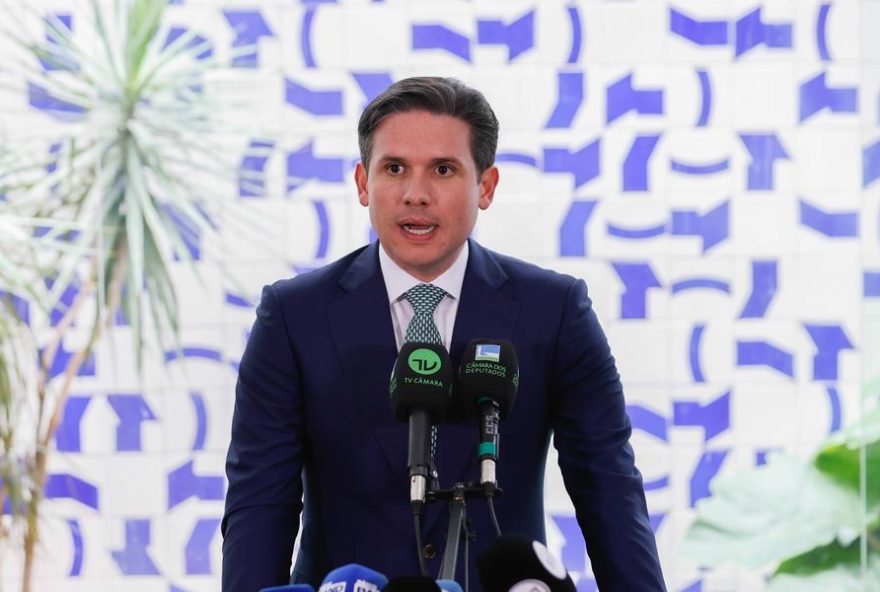 hugo-motta3A-o-papel-de-aprendiz-de-feiticeiro-na-politica hugo-motta3A-o-papel-de-aprendiz-de-feiticeiro-na-politica