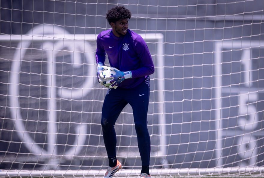 hugo-souza-volta-como-titular-contra-o-gremio3A-corinthians-enfrenta-desfalques-no-meio-em-busca-da-terceira-vitoria-consecutiva.-confira-analise-da-escalacao-ideal-do-timao hugo-souza-volta-como-titular-contra-o-gremio3A-corinthians-enfrenta-desfalques-no-meio-em-busca-da-terceira-vitoria-consecutiva.-confira-analise-da-escalacao-ideal-do-timao