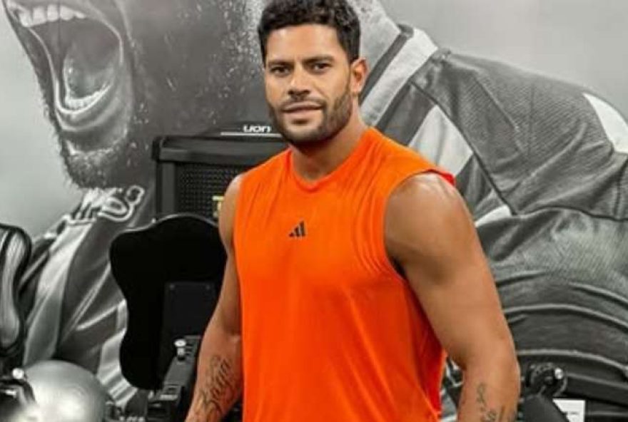 hulk-paraiba-tranquiliza-fas-apos-filha-sofrer-reacao-alergica-grave hulk-paraiba-tranquiliza-fas-apos-filha-sofrer-reacao-alergica-grave