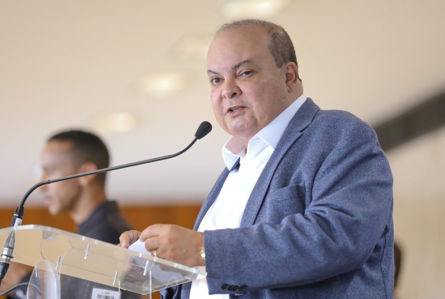 ibaneis-rocha-decreta-contingenciamento-de-r24-1-bilhao-no-df3A-entenda-as-medidas-e-impactos-economicos