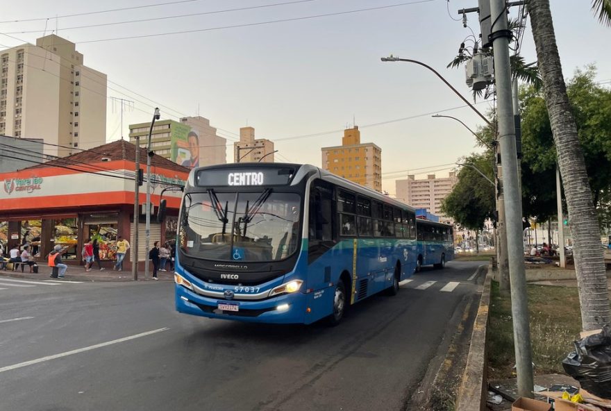ibge3A-maioria-em-piracicaba-leva-ate-30-minutos-de-carro-para-o-trabalho