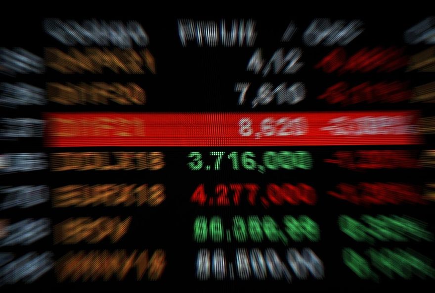 ibovespa-atinge-recorde-de-144-mil-pontos-pela-primeira-vez2C-enquanto-o-dolar-cai-abaixo-de-r24-52C40