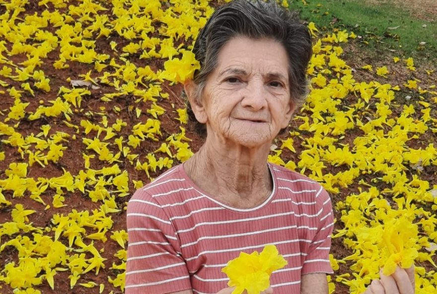 idosa-com-alzheimer-e-cao-de-estimacao-desaparecem-em-mossamedes3A-familia-busca-por-maria-das-dores-gomes2C-de-75-anos idosa-com-alzheimer-e-cao-de-estimacao-desaparecem-em-mossamedes3A-familia-busca-por-maria-das-dores-gomes2C-de-75-anos