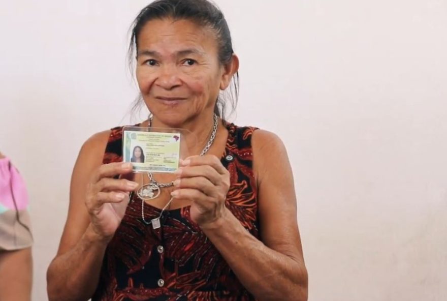 idosa-consegue-certidao-apos-70-anos-sem-documentos3A-historia-de-maria-da-imaculada-conceicao0A idosa-consegue-certidao-apos-70-anos-sem-documentos3A-historia-de-maria-da-imaculada-conceicao0A