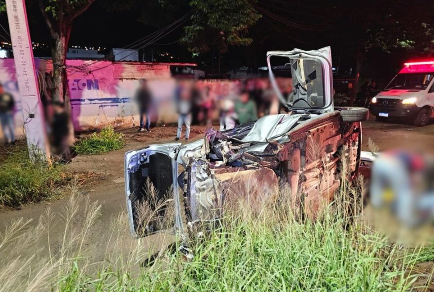 idosa-morre-em-acidente-de-carro-no-contorno-sul-de-maringa3B-marido-fica-ferido