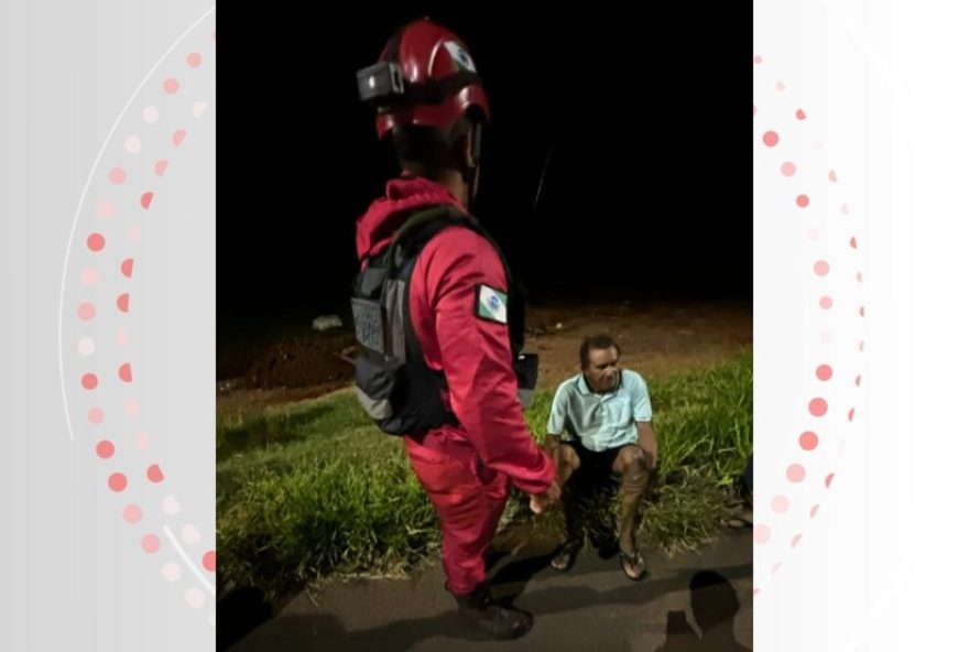 idoso-com-alzheimer-e-encontrado-com-vida-em-umuarama-com-ajuda-de-drone-e-cao-farejador idoso-com-alzheimer-e-encontrado-com-vida-em-umuarama-com-ajuda-de-drone-e-cao-farejador