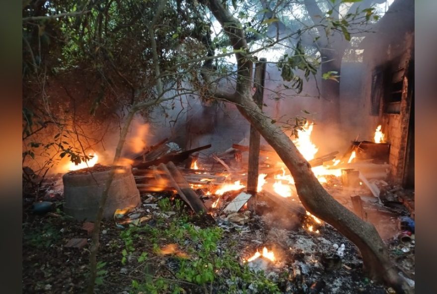 idoso-de-62-anos-morre-em-incendio-em-salto-de-pirapora3A-investigacoes-em-andamento