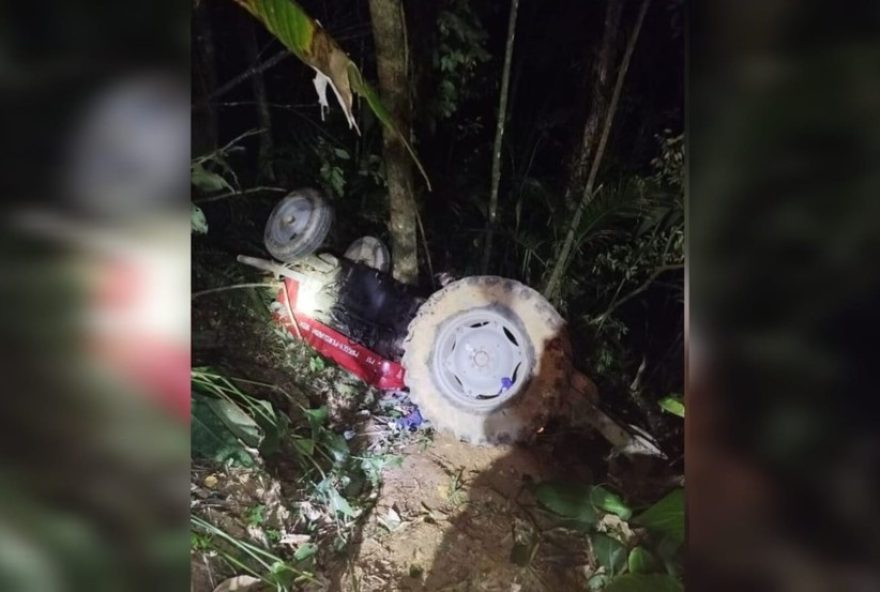 idoso-de-76-anos-sobrevive-apos-ficar-4-horas-preso-embaixo-de-trator-em-sc
