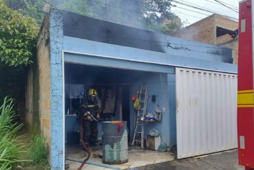 idoso-morre-em-incendio-em-betim-e-incendio-fere-pessoa-na-grande-bh3A-a-importancia-da-prevencao idoso-morre-em-incendio-em-betim-e-incendio-fere-pessoa-na-grande-bh3A-a-importancia-da-prevencao