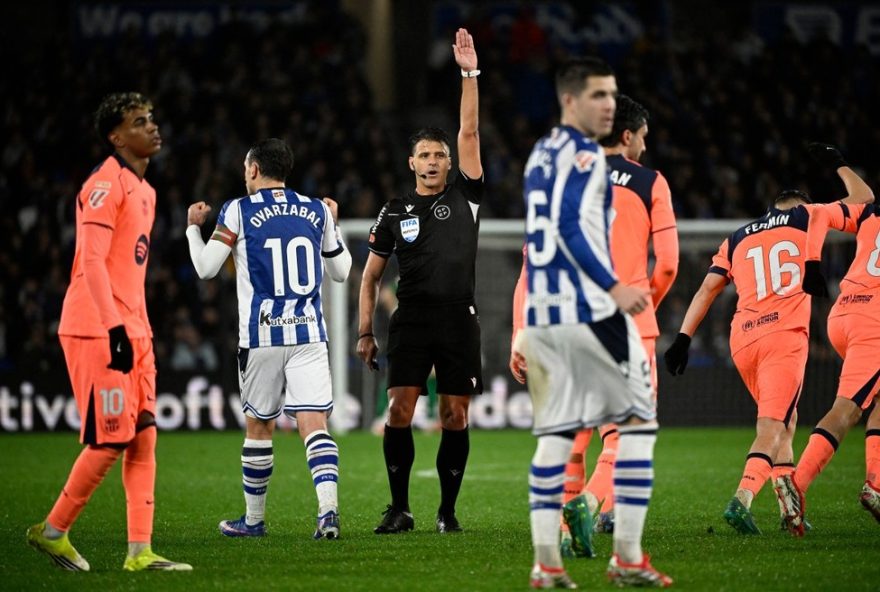 ifab-anuncia-mudancas-no-futebol-para-a-copa-do-mundo3A-var-ampliado-e-medidas-contra-antijogo-e-ofensas-racistas.-novas-regras-visam-agilizar-o-jogo-e-promover-o-fair-play ifab-anuncia-mudancas-no-futebol-para-a-copa-do-mundo3A-var-ampliado-e-medidas-contra-antijogo-e-ofensas-racistas.-novas-regras-visam-agilizar-o-jogo-e-promover-o-fair-play