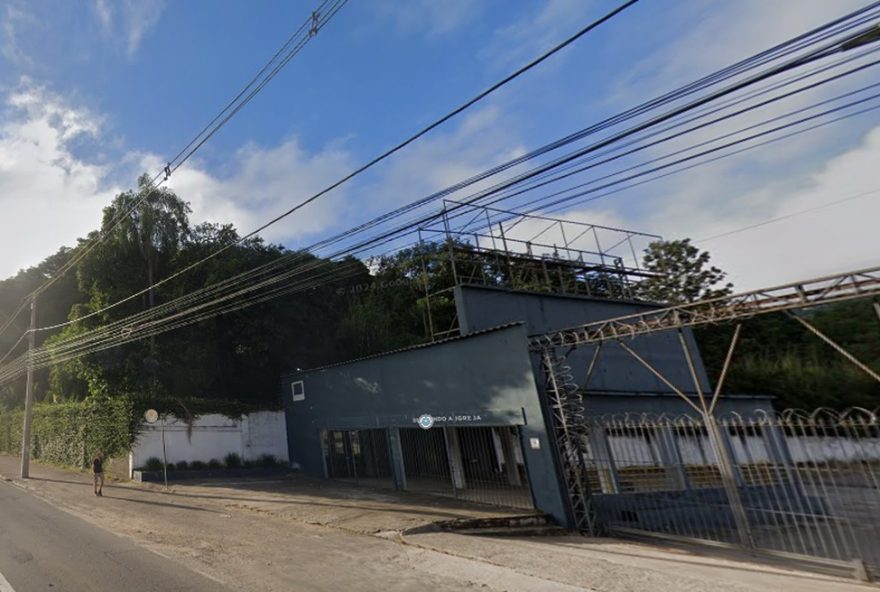 igreja-em-juiz-de-fora-e-interditada-por-risco-de-colapso-estrutural