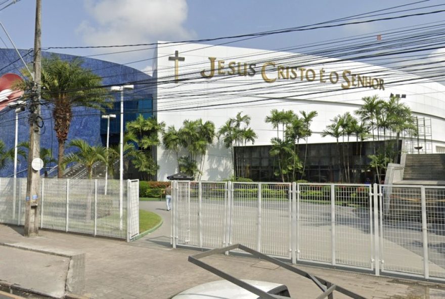 igreja-universal-e-condenada-a-pagar-r24-312C5-mil-a-fiel-por-22sacrificio22-tjpe-confirma-decisao-de-indenizacao-e-danos-materiais