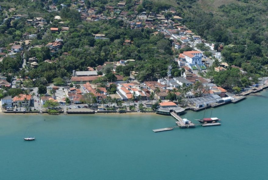 ilhabela3A-prefeitura-sanciona-lei-para-retomada-da-taxa-ambiental