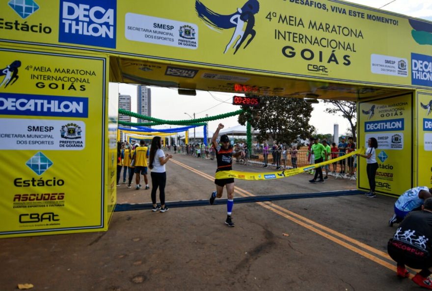 A 5ª Meia Maratona Internacional de Goiás acontece neste domingo (02/07), em Goiânia, com largada no Paço Municipal: evento conta com provas de cinco, 10 e 21 quilômetros 
 (Foto: Smesp)