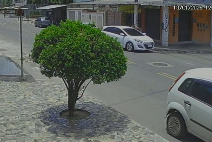 imagens-mostram-execucao-brutal-de-jiraya-por-homens-armados-em-nova-iguacu