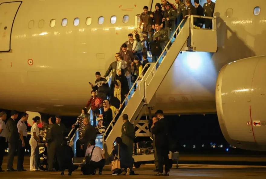 Mais um grupo de repatriados de Gaza chega ao Brasil. (Foto Antonio Cruz/Agência Brasil)