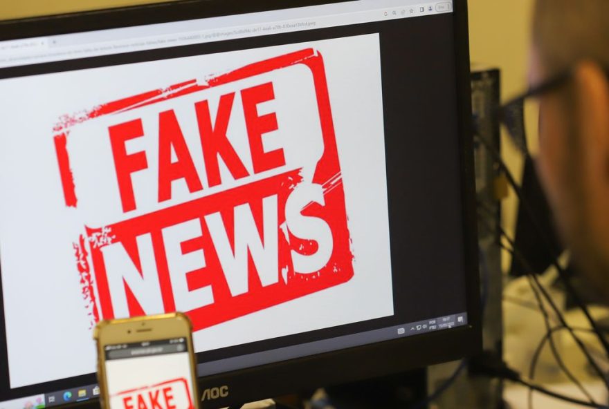 Estudo da OCDE avalia capacidade de estudantes identifiarem fake news
(Foto: Reprodução/ Agência Brasil)