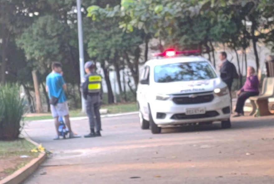 imigrante-e-alvo-de-xenofobia-em-sp-e-tem-cachorra-morta3B-comunidade-se-mobiliza