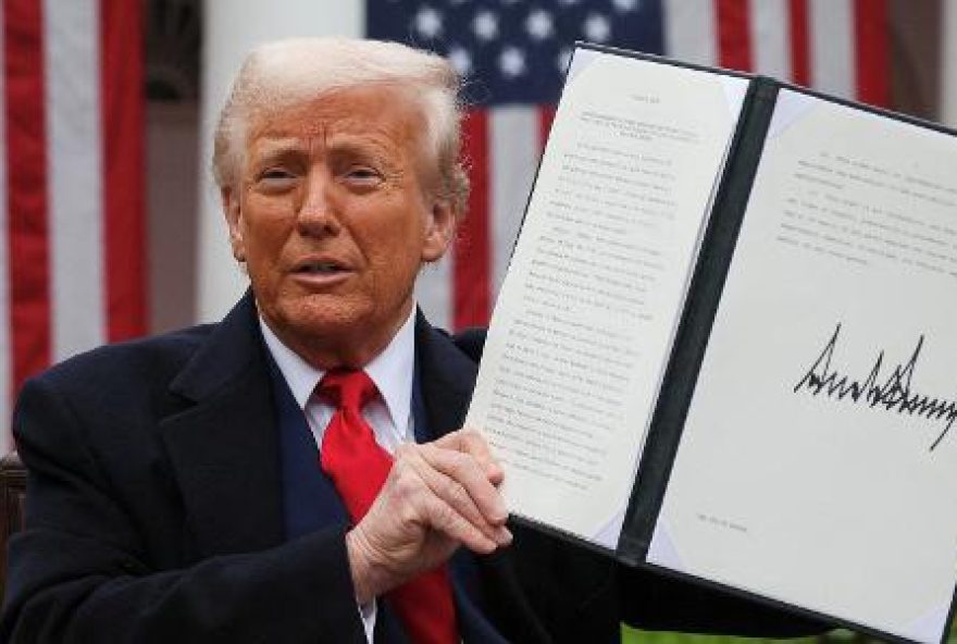 importacoes-e-deficit-em-produtos-batem-recorde-nos-eua-no-2025-do-tarifaco importacoes-e-deficit-em-produtos-batem-recorde-nos-eua-no-2025-do-tarifaco