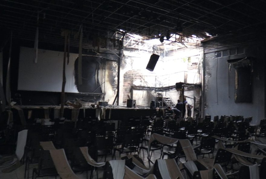 incendio-destroi-igreja-evangelica-em-cascavel-causando-prejuizo-de-r24-1-milhao