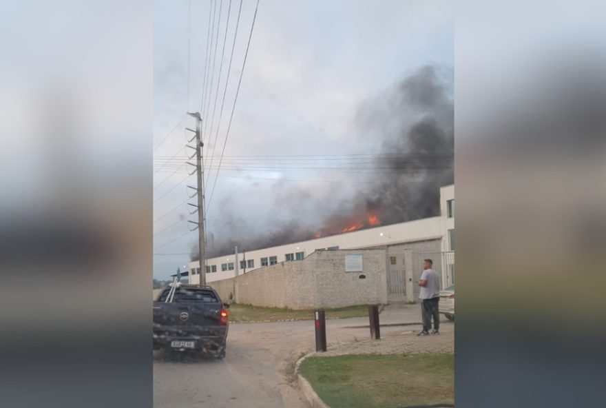 incendio-em-fabrica-de-aracariguama-nao-deixa-vitimas3A-atualizacoes-ao-vivo