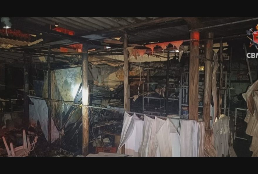 incendio-em-hamburgueria-proximo-ao-superbom-em-sao-sebastiao-mobiliza-bombeiros-e-defesa-civil-no-df3A-saiba-mais incendio-em-hamburgueria-proximo-ao-superbom-em-sao-sebastiao-mobiliza-bombeiros-e-defesa-civil-no-df3A-saiba-mais