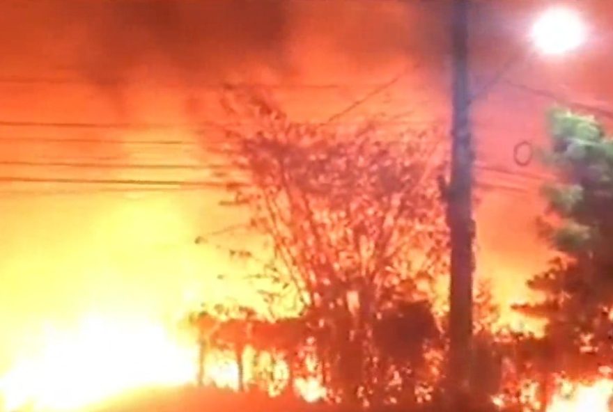 incendio-na-policia-militar-de-pindare-mirim3A-bombeiros-agem-rapido-para-conter-as-chamas-no-ma