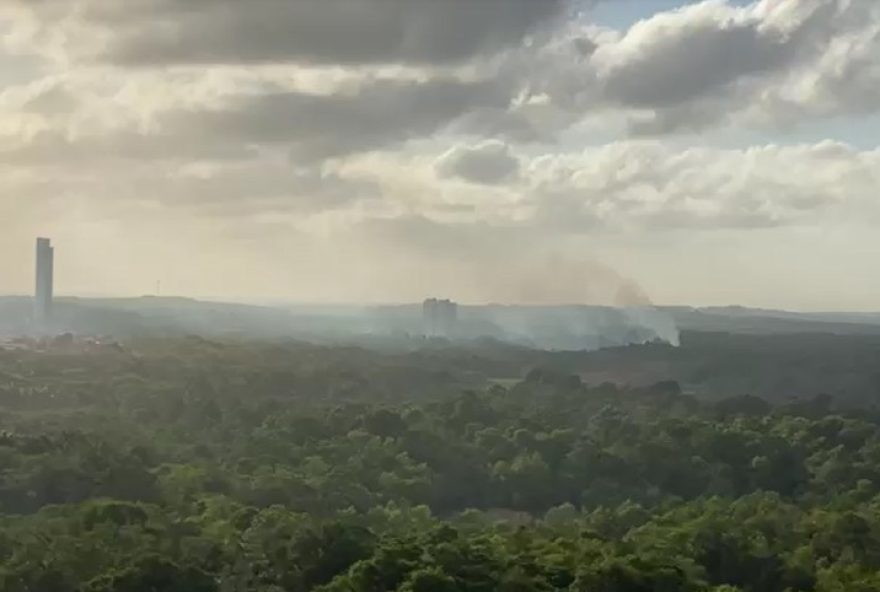 incendio-no-parque-do-coco-em-fortaleza-e-controlado-pelo-corpo-de-bombeiros3A-a-importancia-da-prevencao