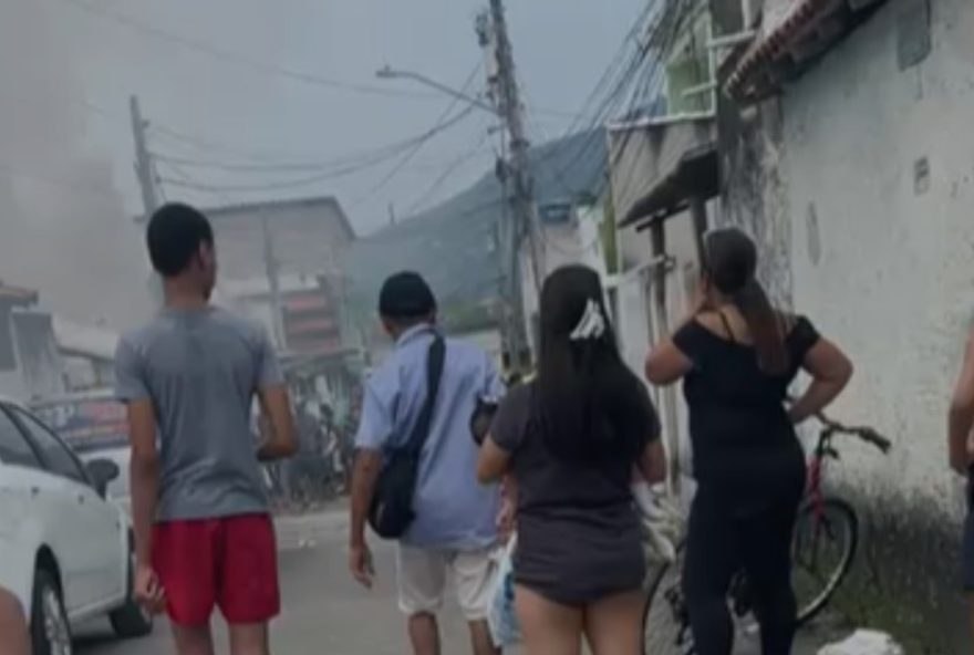 incendio-tragico-em-campo-grande3A-comunidade-se-mobiliza-para-ajudar-vitimas incendio-tragico-em-campo-grande3A-comunidade-se-mobiliza-para-ajudar-vitimas