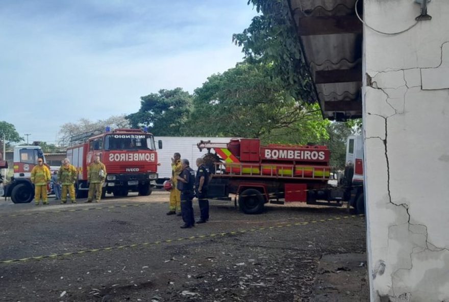 incendio-tragico-em-mogi-mirim3A-corpo-carbonizado-e-encontrado-em-imovel-arrasado-saiba-mais-sobre-o-caso-e-a-importancia-da-prevencao