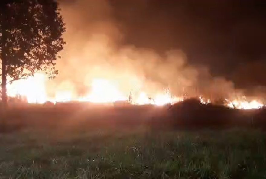 incendios-atingem-areas-de-mata-em-bauru-e-botucatu3A-sem-feridos
