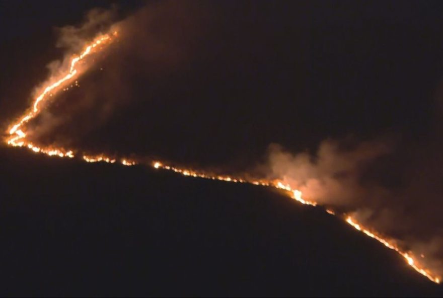 incendios-em-vegetacao-assolam-minas-gerais3A-populacao-e-autoridades-em-alerta