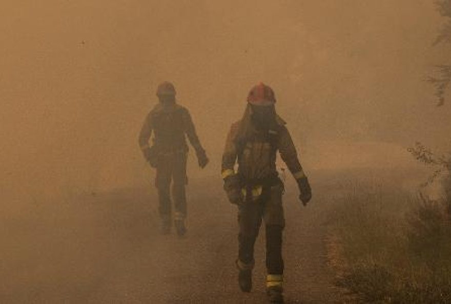 incendios-na-espanha-e-portugal-causam-recorde-historico-de-emissoes-de-co2