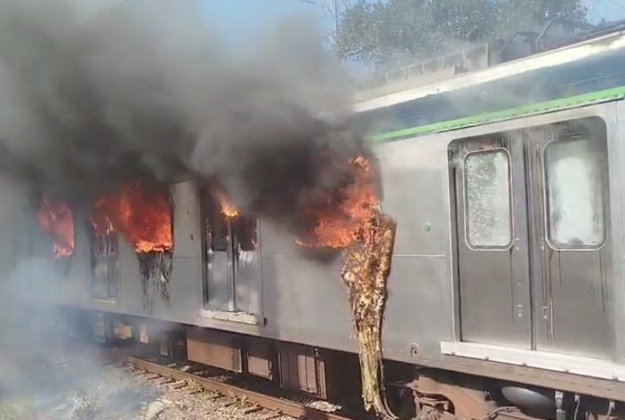 incidente-de-incendio-afeta-metro-do-recife2C-causando-interrupcao-no-servico-de-transporte