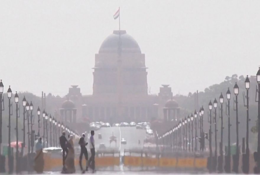 Delhi enfrenta temperaturas recordes e impactos severos do calor extremo