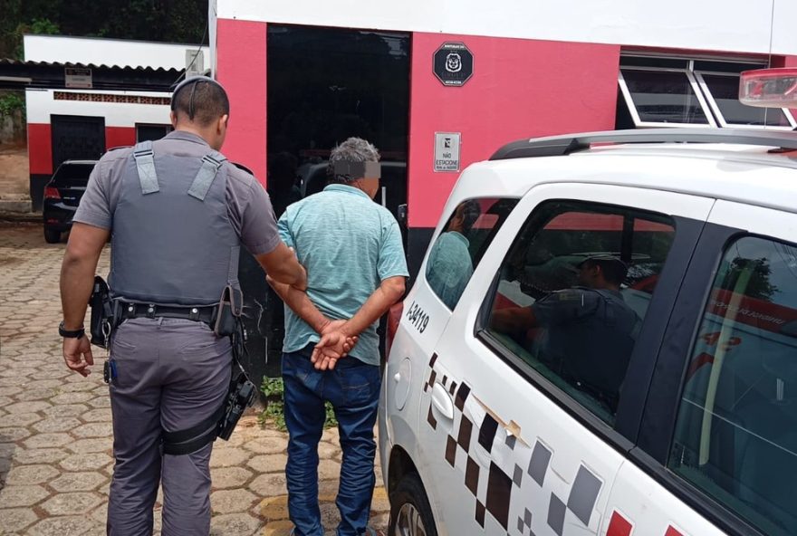 individuo-e-detido-por-esfaquear-ex-companheira-em-joanopolis3A-urgencia-na-luta-contra-violencia-de-genero
