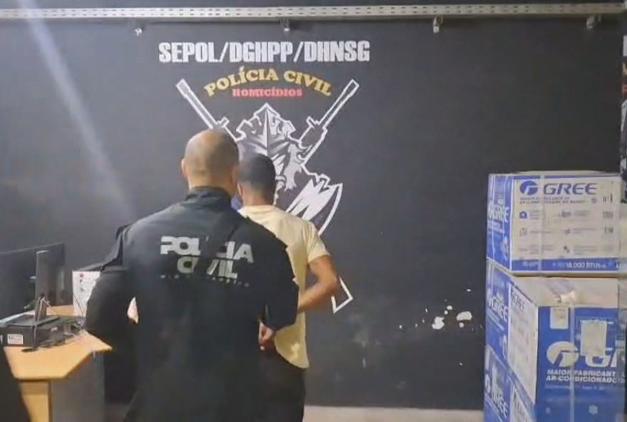 individuo-e-detido-por-feminicidio-de-ex-companheira-em-sao-goncalo3A-crime-por-ciumes-e-tentativa-de-fraude-processual