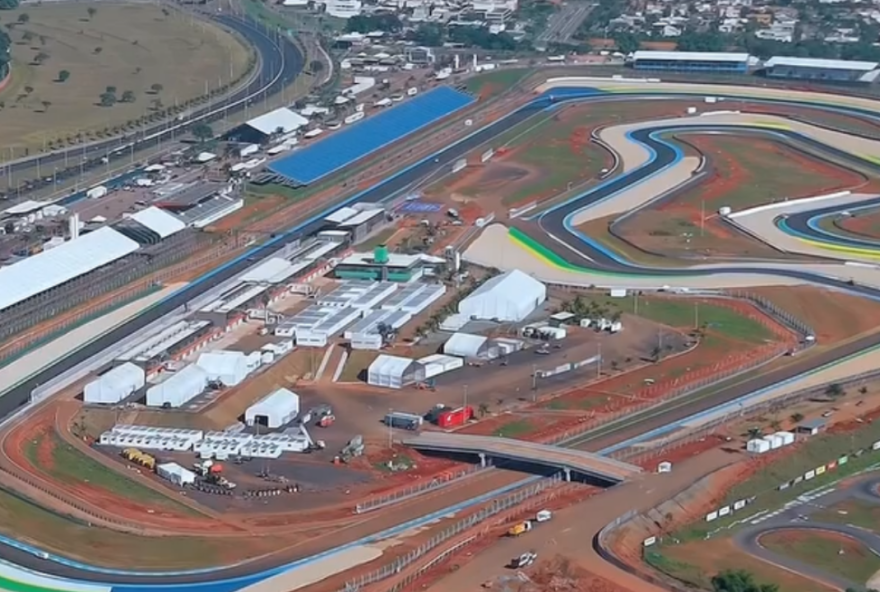 influenciador-compartilha-vista-aerea-do-autodromo-de-goiania-e-ansiosa-pelo-motogp influenciador-compartilha-vista-aerea-do-autodromo-de-goiania-e-ansiosa-pelo-motogp