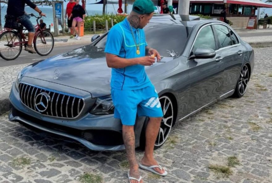 influenciador-detido-por-recuperar-carro-de-luxo-rebocado-ilegalmente influenciador-detido-por-recuperar-carro-de-luxo-rebocado-ilegalmente