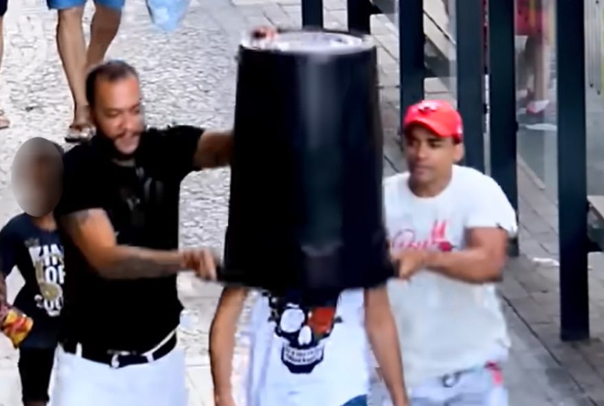 influenciador-e-condenado-a-pagar-r24-50-mil-em-indenizacoes-por-pegadinhas-no-recife3A-saiba-mais influenciador-e-condenado-a-pagar-r24-50-mil-em-indenizacoes-por-pegadinhas-no-recife3A-saiba-mais