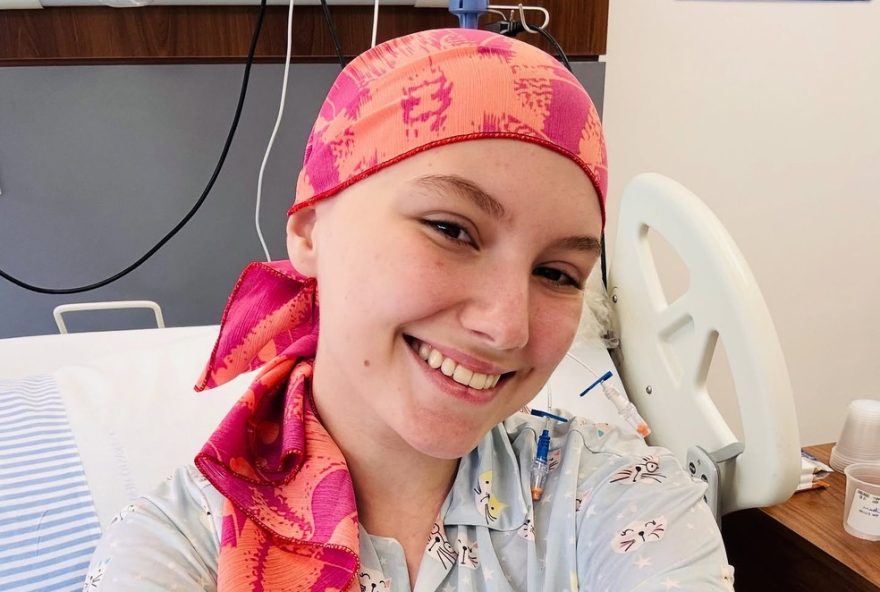 influenciadora-isabel-veloso3A-historia-da-jovem-que-lutou-contra-o-cancer-aos-19-anos