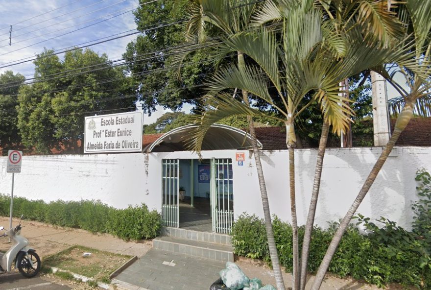 injuria-racial-em-escola-de-sp3A-professora-denuncia-ofensas-de-aluno-de-15-anos.-leia-mais-sobre-o-caso-e-junte-se-a-luta-contra-o-racismo-acesse-o-g1-rio-preto-e-aracatuba