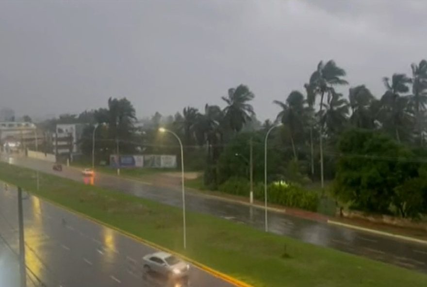 inmet-emite-alerta-de-chuvas-intensas-para-95-cidades-da-bahia-confira-a-lista-completa inmet-emite-alerta-de-chuvas-intensas-para-95-cidades-da-bahia-confira-a-lista-completa