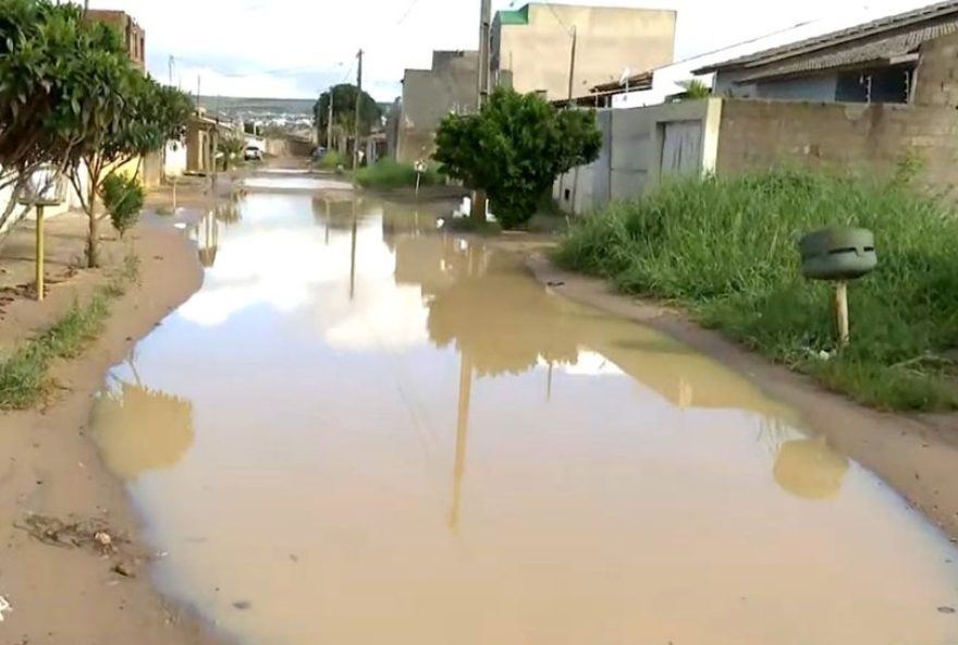 inmet-emite-alerta-laranja-para-chuvas-em-48-cidades-da-bahia3A-confira-cuidados-e-orientacoes