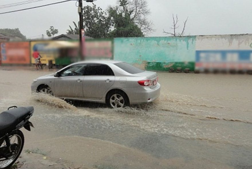 inmet-emite-alertas-para-bahia3A-chuvas-intensas-no-sul-e-baixa-umidade-no-oeste.-esteja-preparado-com-o-de-bahia