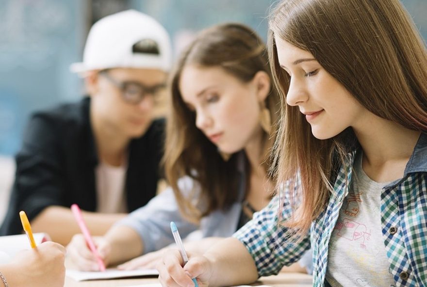 inscricoes-abertas-para-bolsas-de-estudo-em-escolas-particulares-no-maranhao