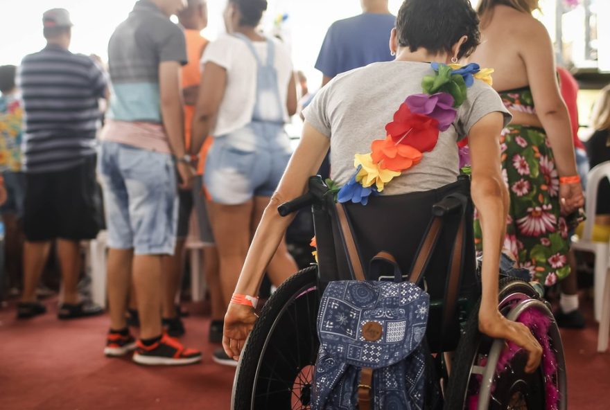 inscricoes-abertas-para-camarotes-acessiveis-do-carnaval-do-recife3A-vagas-para-pessoas-com-deficiencia-e-autismo-aproveite