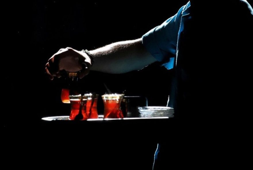 inscricoes-abertas-para-cursos-gratuitos-de-bartender-e-garcom-em-sao-vicente2C-sao-paulo
